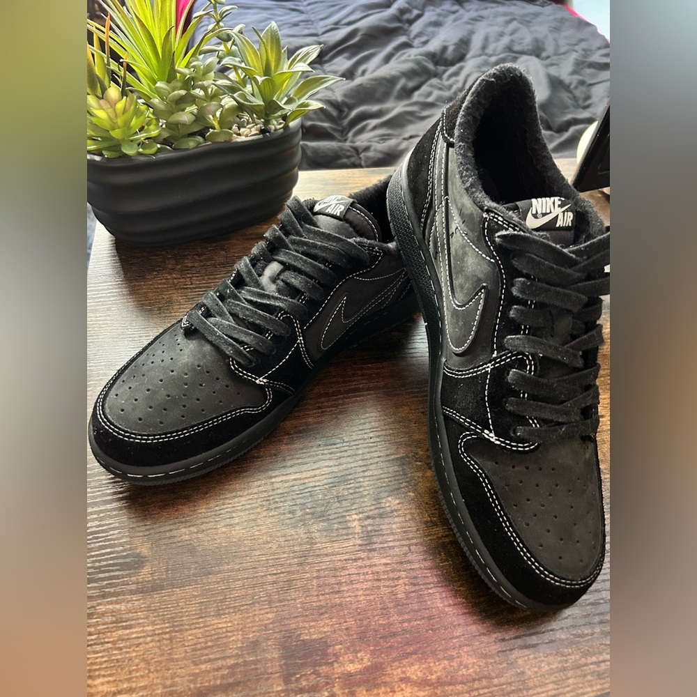 Nike Travis Scott Jordan 1 OG Black phantom
